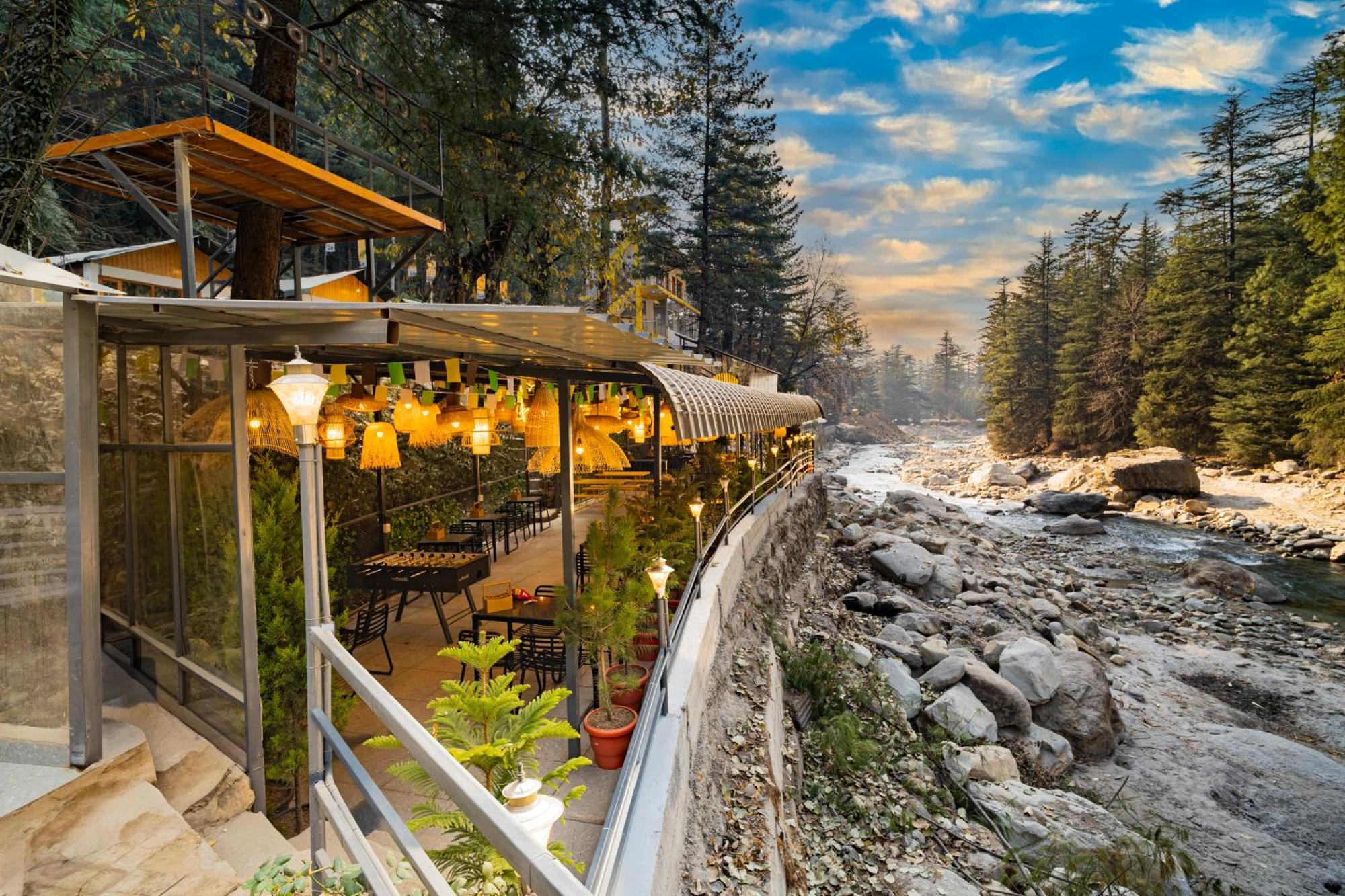 The Hosteller Kasol, Riverside Exteriér fotografie